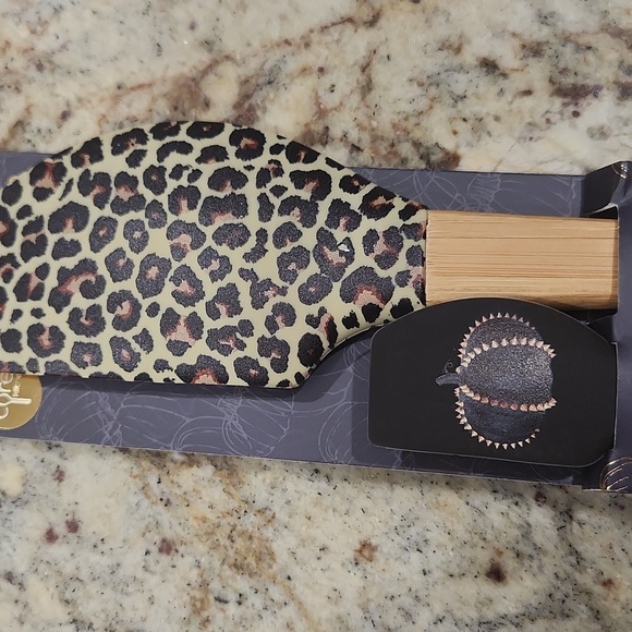 Core Kitchen Leopard and Pumpkin Spatula Set - Picture 3 of 5